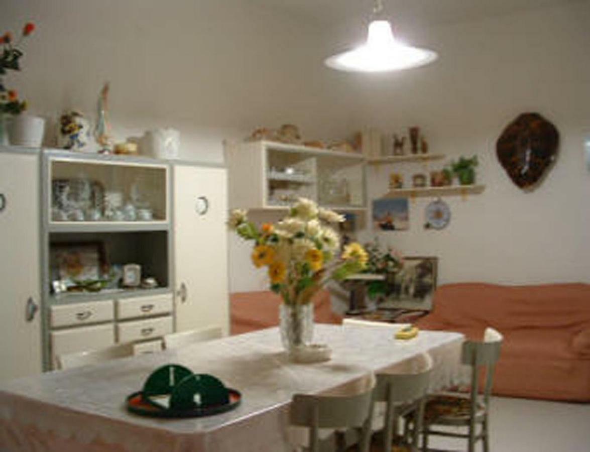 La Corte Di Zaccaria مازارا ديل فالو المظهر الخارجي الصورة