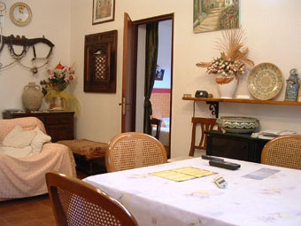La Corte Di Zaccaria مازارا ديل فالو المظهر الخارجي الصورة